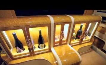 Броньовані Toyota:Грізна зовнішність, всередині палац