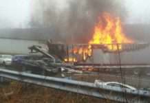 Велике ДТП в США за участю близько ста автомобілів