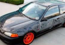 Незвичайний гравірований тюнінг кузова автомобіля