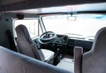 Від роботяги до естета: еволюційний тест-драйв чотирьох поколінь volkswagen crafter