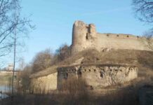 Пізнавально-ненапряжний російська північ. Частина 1.2. На південний захід від пітера