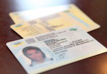 У водійських посвідченнях українців з’являтимуться нові ознаки та коди: для чого і що означатимуть