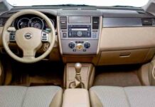 Nissan tiida (2004-2013): всі «за», «проти» і причіпки