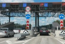 Мінтранс вирішив підняти тарифи на проїзд по платних дорогах