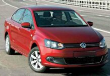 Названий кращий авто з пробігом за 500 000 руб.для сім’ї
