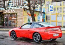 Повернув mitsubishi eclipse до життя, а тепер продає за $3150. Достойно?