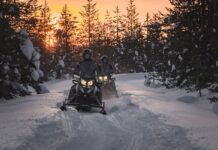 Влада насильно поставить на прикол десятки тисяч снігоходів і квадроциклів