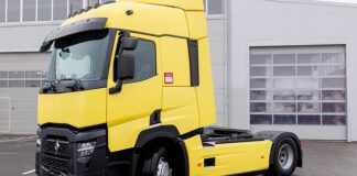 В росію привезли перший» далекобійний ” renault нового покоління