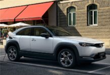 В росію привезли електрокар mazda mx-30