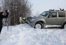 Чому, використовуючи весь арсенал позашляховика, можна надовго застрягти в снігу