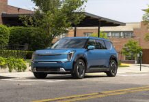 Kia: Мост в Будущее Зарядки – Бесплатные Адаптеры NACS для Владельцев EV