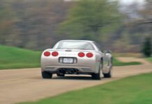 Лингенфелтер и Феникс из Детройта: Возрождение C5 Corvette в Аду Мощности