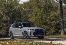 BMW X5 Hybrid 2024: елегантний гібрид для цінителів динаміки та екологічності
