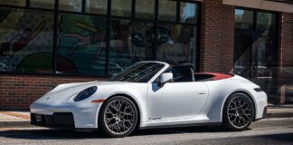 Porsche 911 Carrera GTS: dimostrare che la potenza ibrida non deve spaventare gli appassionati