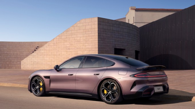 1d0a03d0-87d1-480d-9ec0-8e6c201fa28a