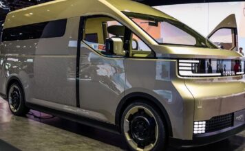 Toyota представляє футуристичні концепції фургонів, що натякають на електричне майбутнє