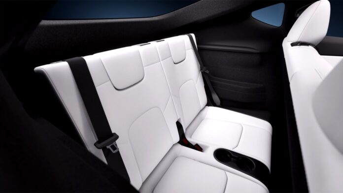 80ffb989-3db8-4652-a7e1-de444ea8a180