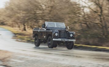 Відновлений Класичний Land Rover: Сучасна Потужність у Непідвладному Часі Оболонці