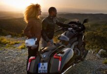 BMW K 1600 B: Роскошный Туринговый Конкурент Honda Gold Wing