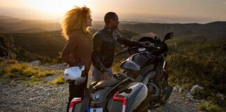 BMW K 1600 B: Роскошный Туринговый Конкурент Honda Gold Wing