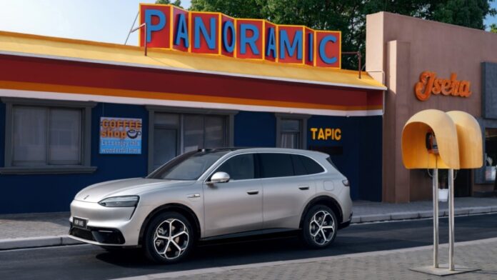 ce80f0e1-9180-4a3b-a5e9-92a7e099b4cc