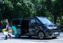 WeRide і Geely поставлять 2000 робототаксі в 2026 році