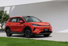 BYD розширює модельний ряд, випускаючи кросовер Sealion 05