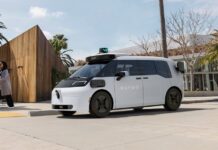 Waymo і Waze об’єднуються, щоб перетворити роботаксі на детектори вибоїн