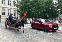 BMW X3 M50: Сімейна подорож на машині трьома європейськими країнами