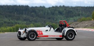 Caterham Seven Nüburgring Dibangun Untuk Menyiksa Lintasan