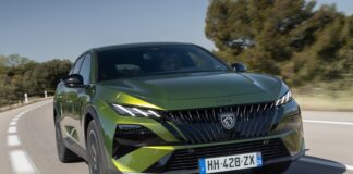 Peugeot e-408: Стиль и управляемость впечатляют, но запас хода — слабое место