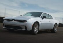 Dodge Charger Daytona EV: Електричний маслкар, який кричить (але не спалює бензин)