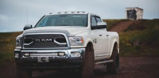 Capacidad de remolque de la Ram 2023: especificaciones del motor, tecnología y guía de selección
